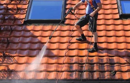 Dakonderhoud in Noord-Holland — vakkundige uitvoering